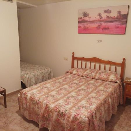 Pension- Mari Loli - Oficial Guardamar del Segura Esterno foto