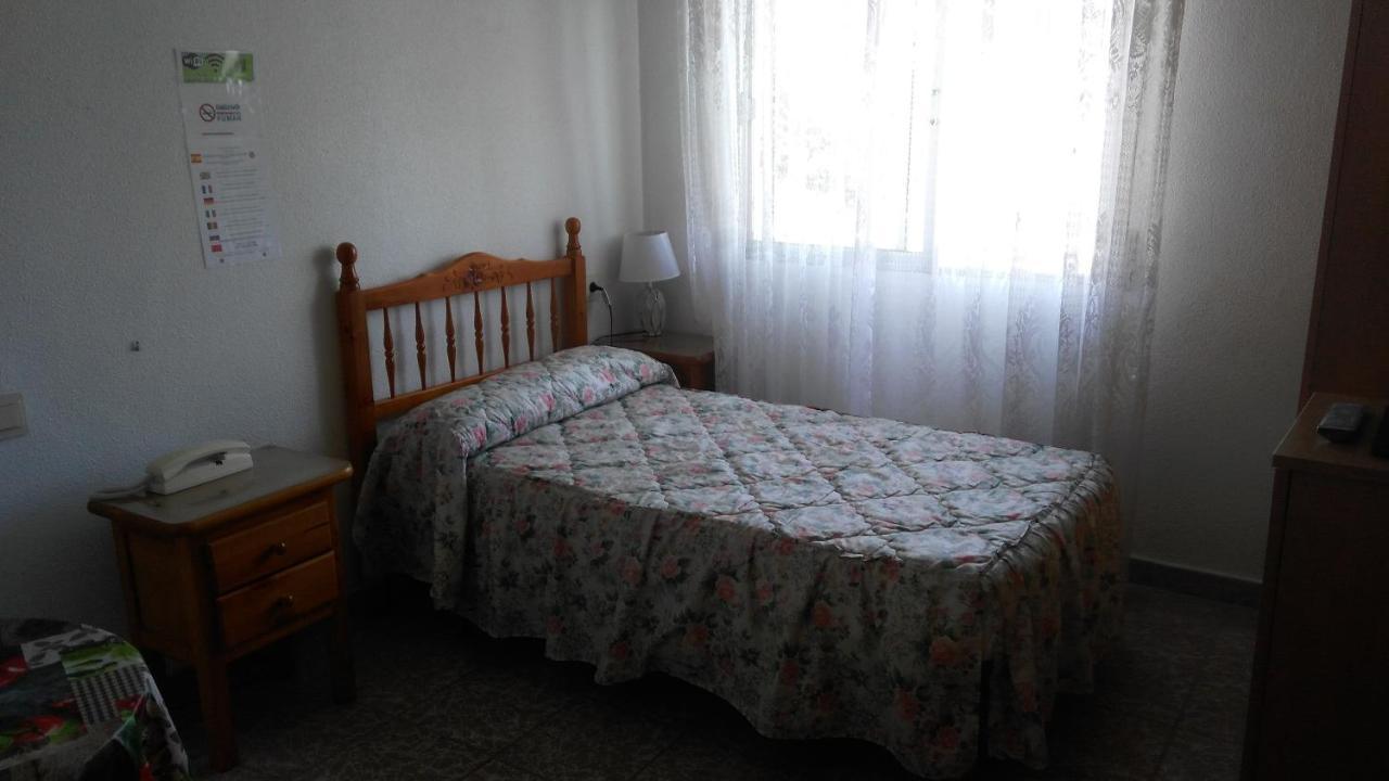 Pension- Mari Loli - Oficial Guardamar del Segura Esterno foto