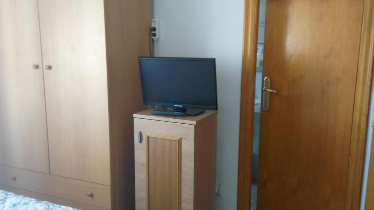 Pension- Mari Loli - Oficial Guardamar del Segura Esterno foto
