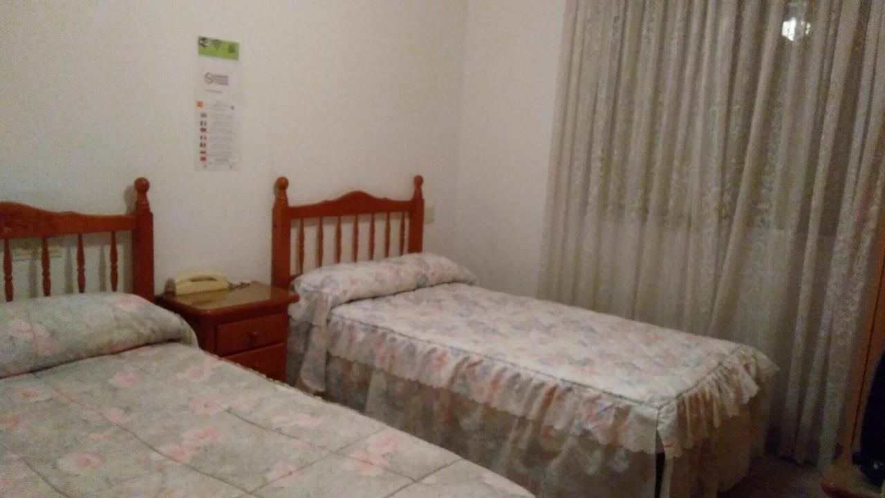 Pension- Mari Loli - Oficial Guardamar del Segura Esterno foto