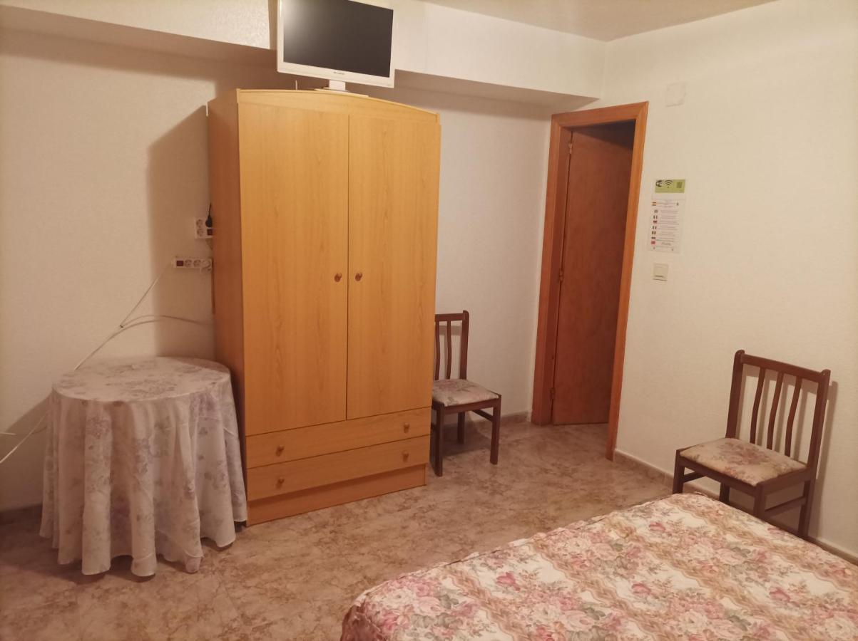 Pension- Mari Loli - Oficial Guardamar del Segura Esterno foto