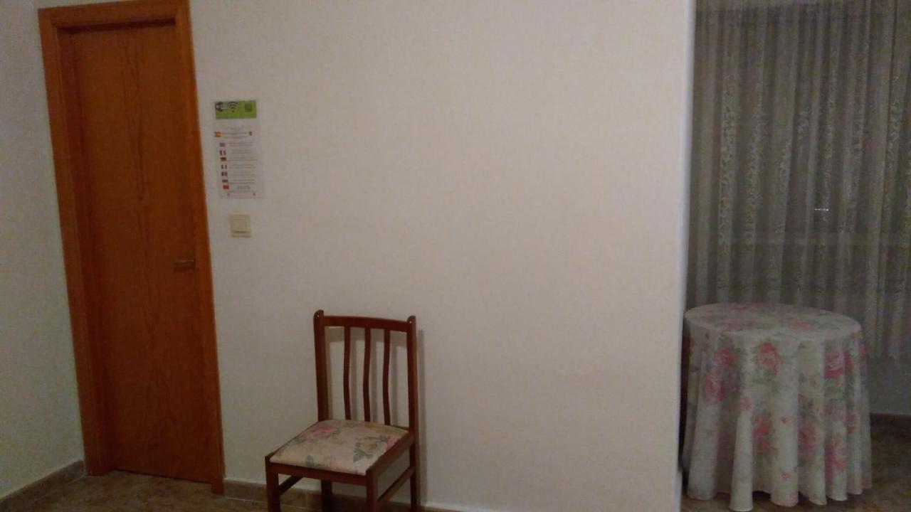 Pension- Mari Loli - Oficial Guardamar del Segura Esterno foto